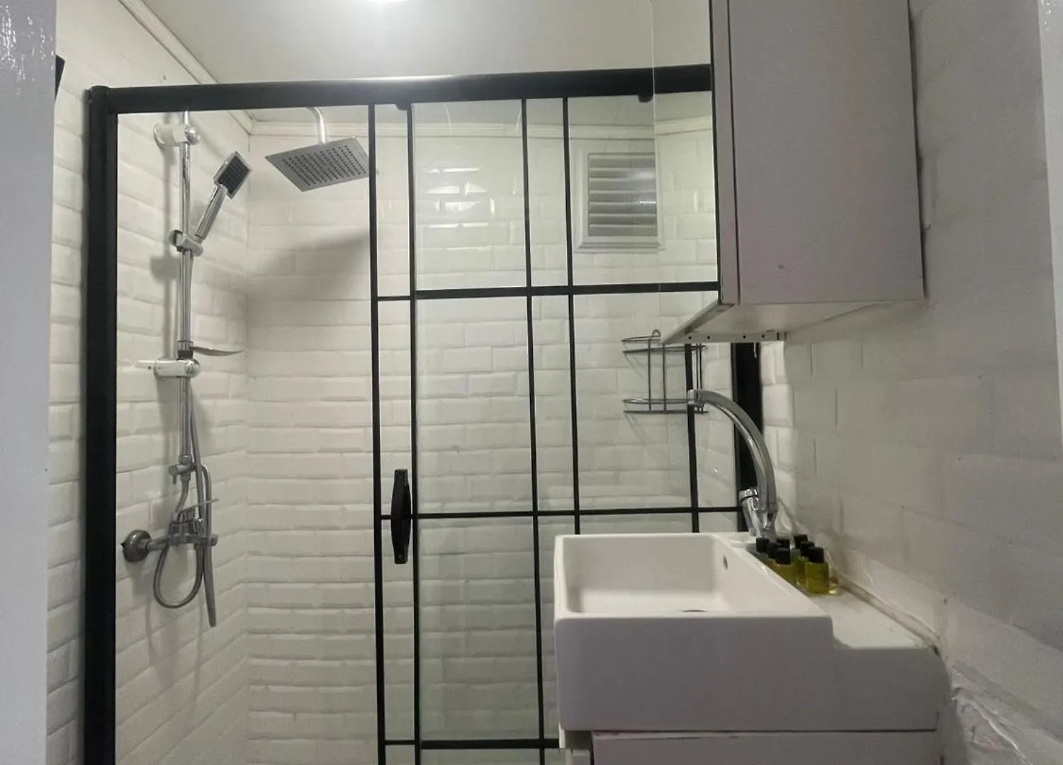 Hotel Cinar Apart Istanbul Turkey